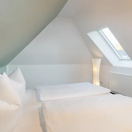Odins Halle - Odins Blick 8 - Direkt Am Privatstrand, Sauna, Garten Apartment Lobbe